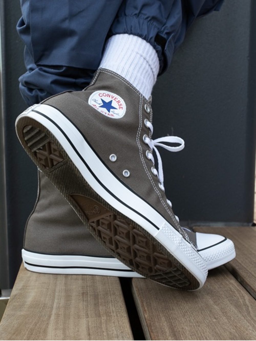 Converse Chuck Taylor All Star High Top Sneakers - Men’s 7.5 or Women’s 9.5